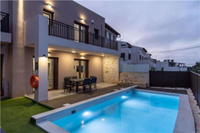 Cretan Residence With Pool - Happy Rentals